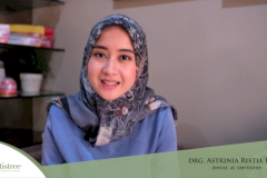 PERAWATAN GIGI DI RUMAH UNTUK SI KECIL