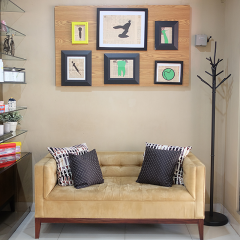 WAITING ROOM AND LOBBY